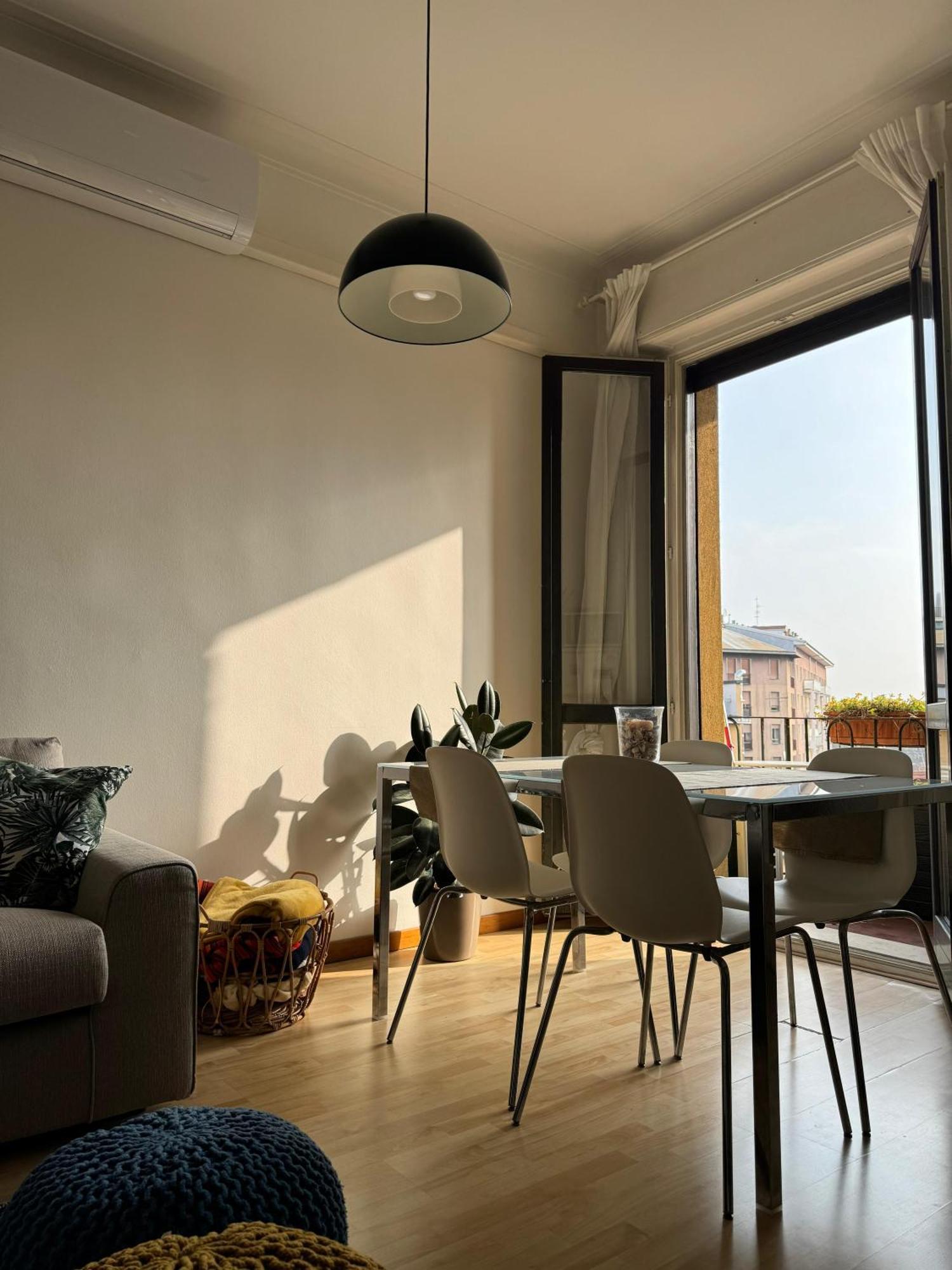 Trilocale Con Due Balconi A Isola Porta Nuova Apartment มิลาน ภายนอก รูปภาพ